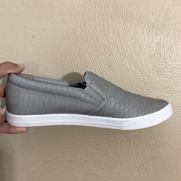 Gray BCBG Leather Flats - Picture 4 of 4